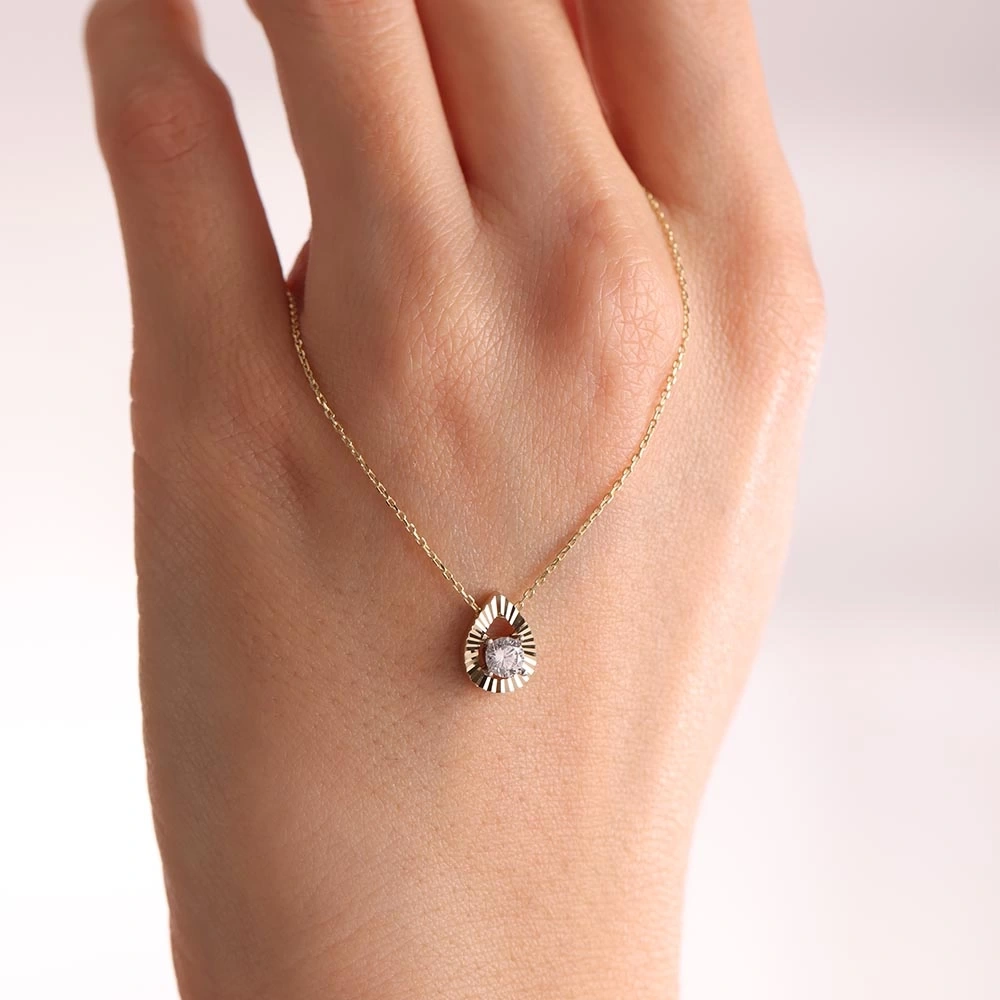 Kalemli Damla 14 Ayar Altın Kolye