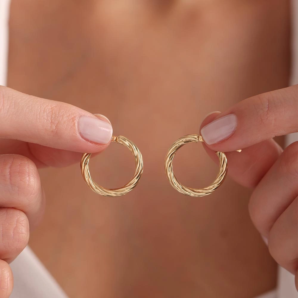 Burgu 14 Ayar Altın Küpe