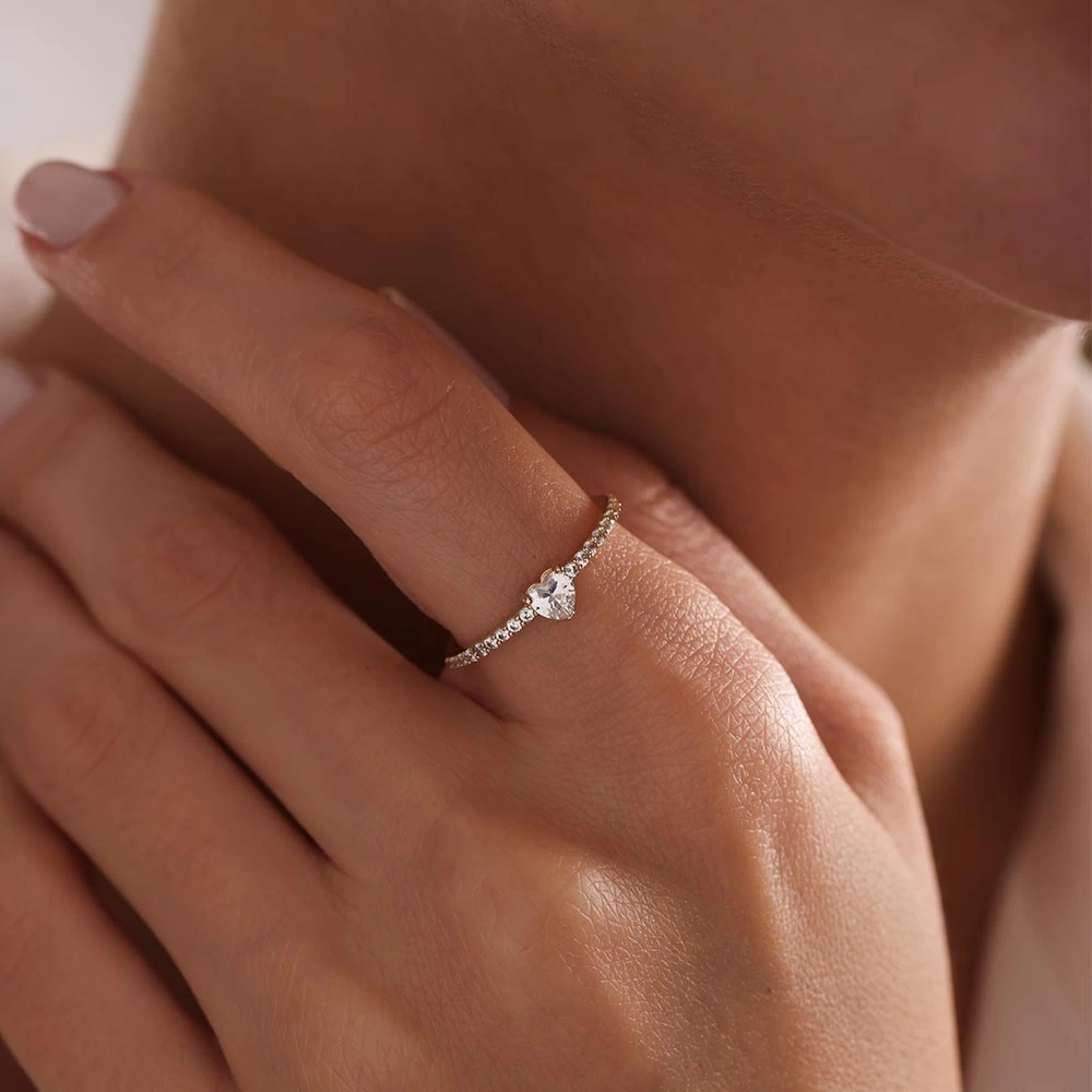 Kalp Taşlı 14 Ayar Altın Yüzük