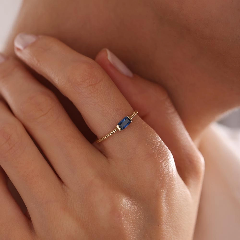 Mavi Taşlı 14 Ayar Altın Yüzük