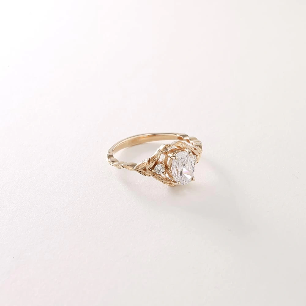 1.45 CT Vintage Beyaz Topaz & Pırlanta Yüzük