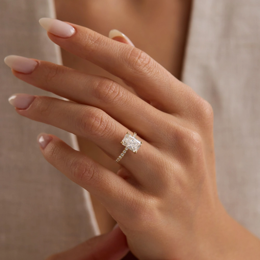 2.40 CT Lab Grown Pırlanta Radiant Yüzük