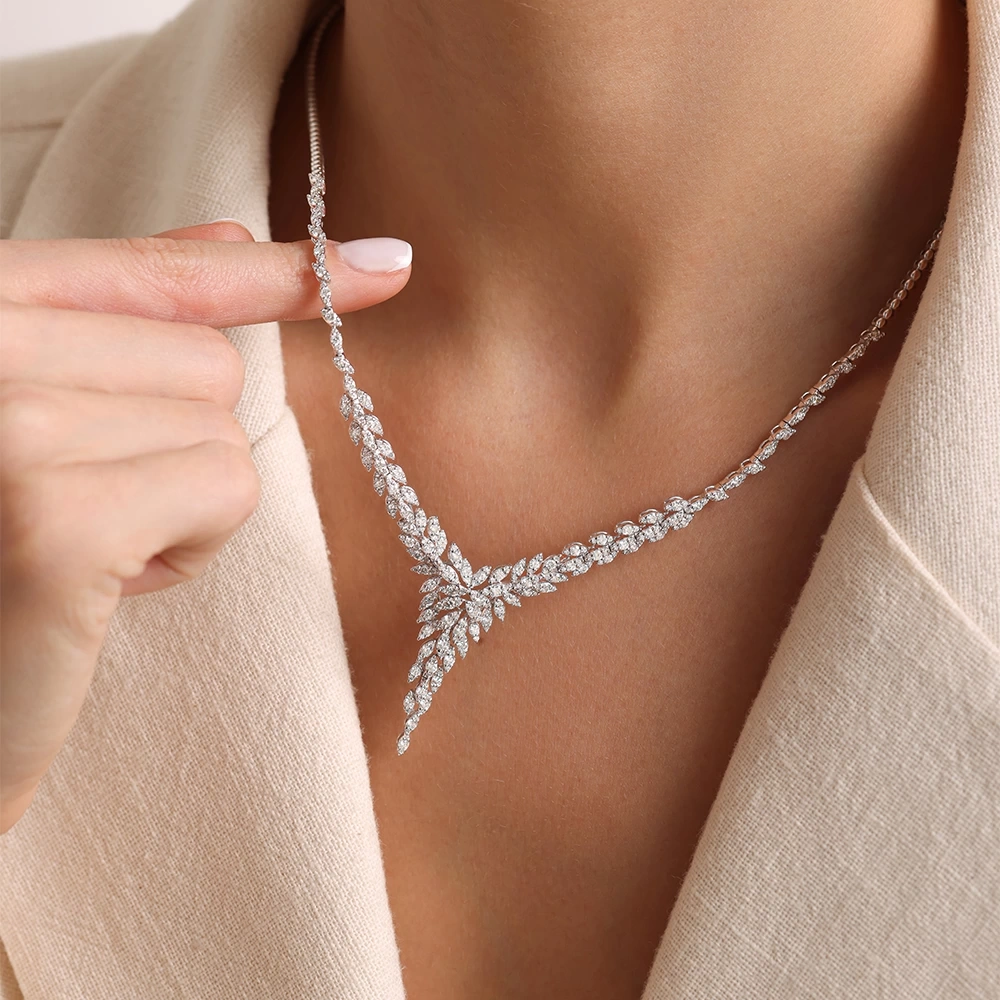 3.65 CT Pırlanta Kolye