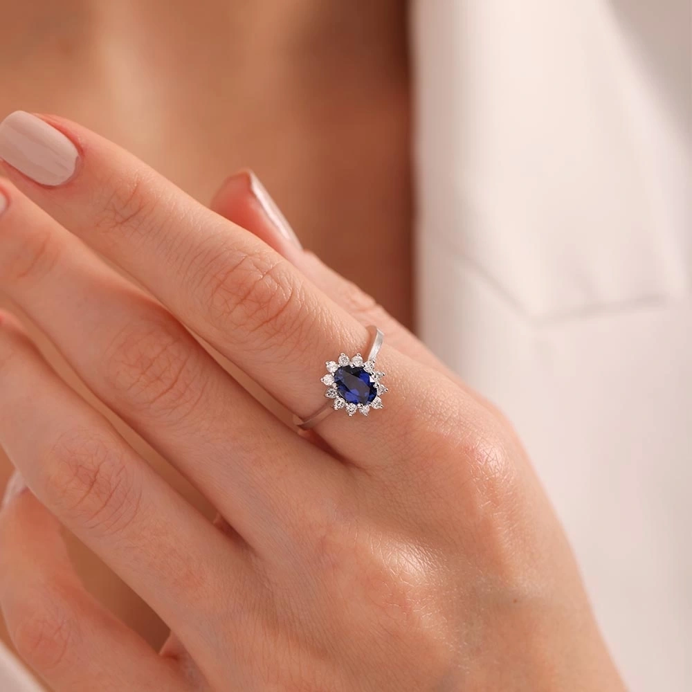 4.50 CT Oval Safir & Pırlanta Set