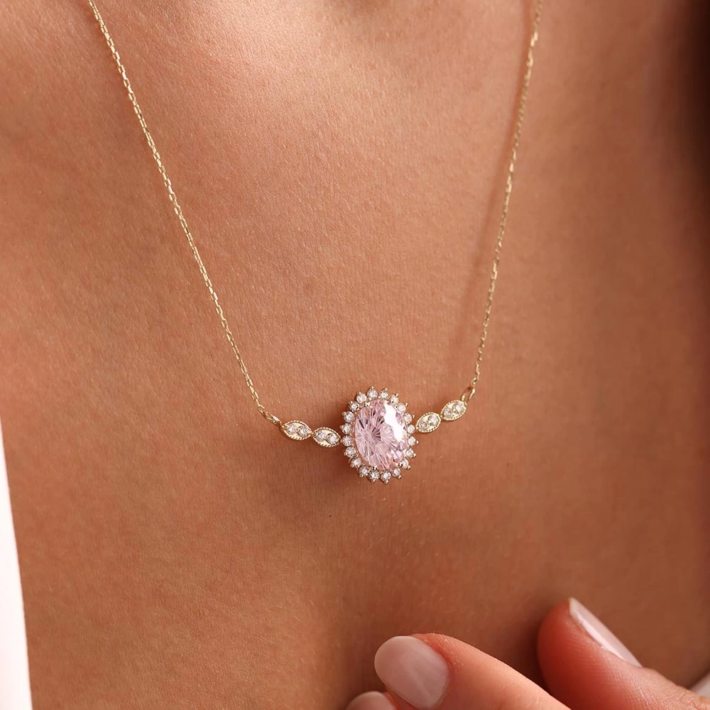 5.45 Ct Oval Pembe Topaz & Pırlanta Kolye