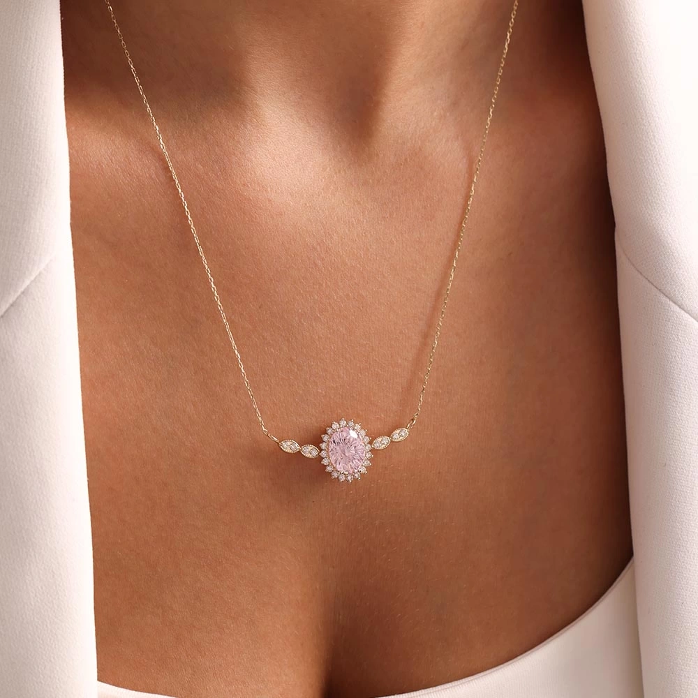 5.45 Ct Oval Pembe Topaz & Pırlanta Kolye