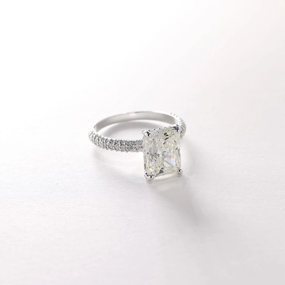 5.56 CT Topaz & Pırlanta Yüzük