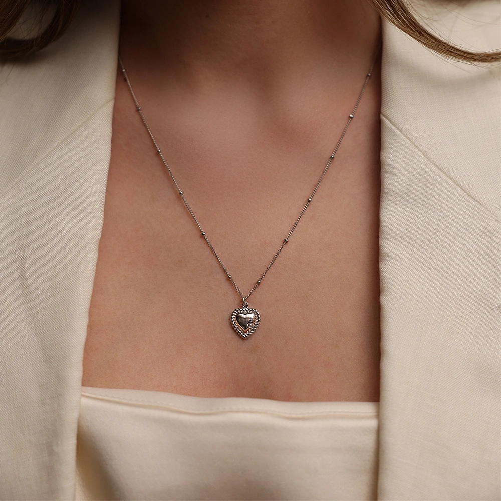 Gümüş Sarmal Kalp Kolye