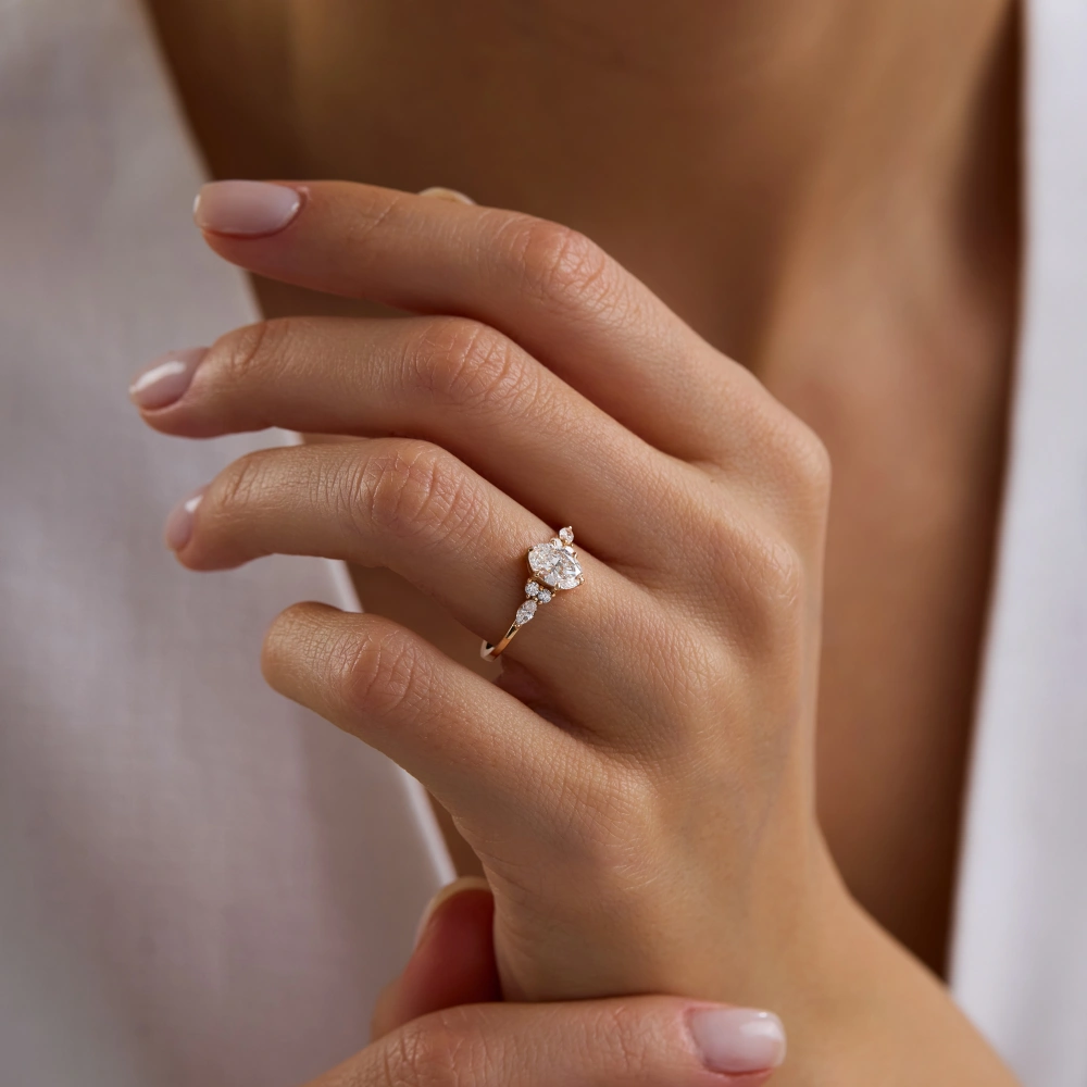 1.00 CT Oval Tasarım Pırlanta Yüzük