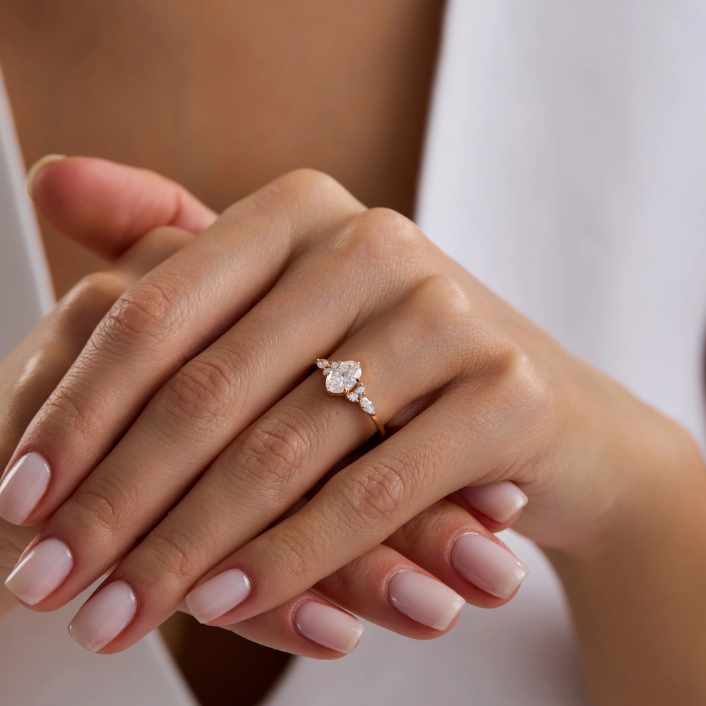 1.00 CT Oval Tasarım Pırlanta Yüzük