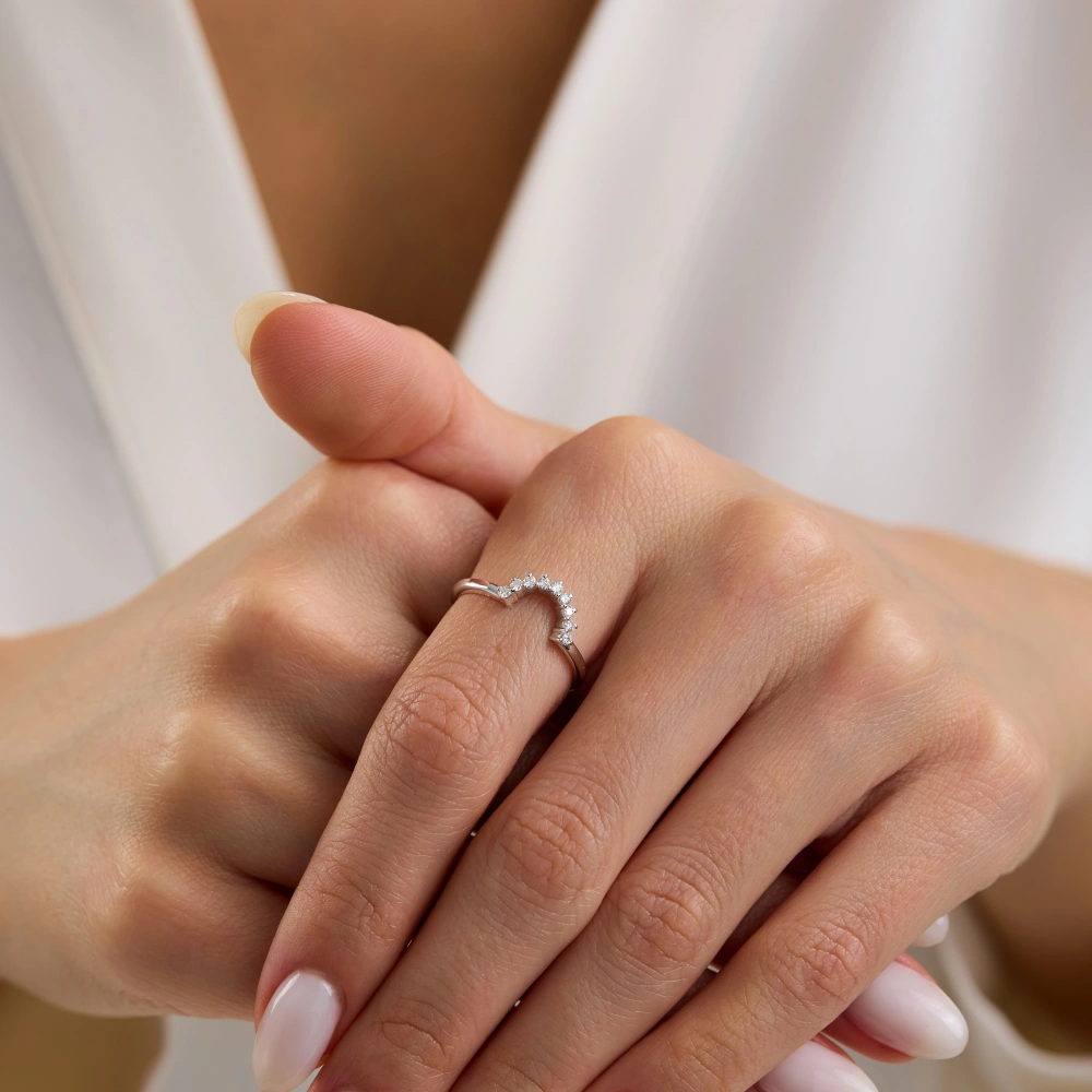 0.18 Ct Yarım Ay Pırlanta Yüzük