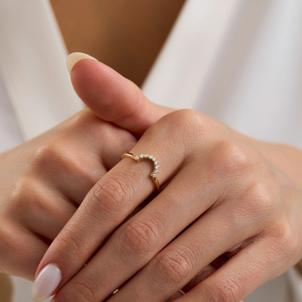 0.18 Ct Yarım Ay Laboratvar Pırlanta Yüzük