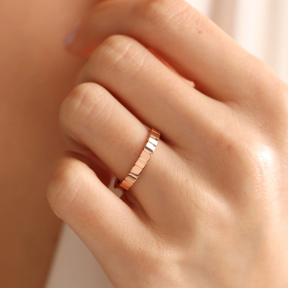 Kare Kesme Desenli Köşeli Alyans