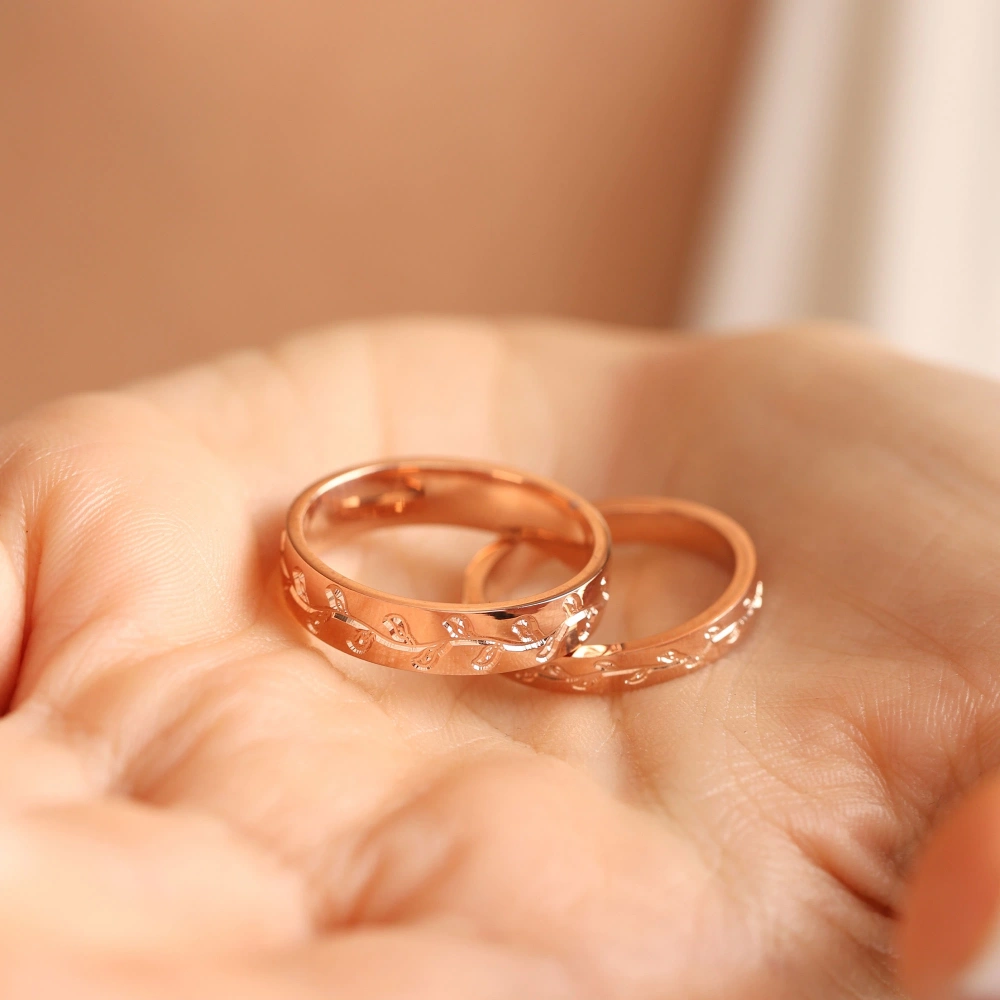 Yaprak Desenli Kesme Model Alyans