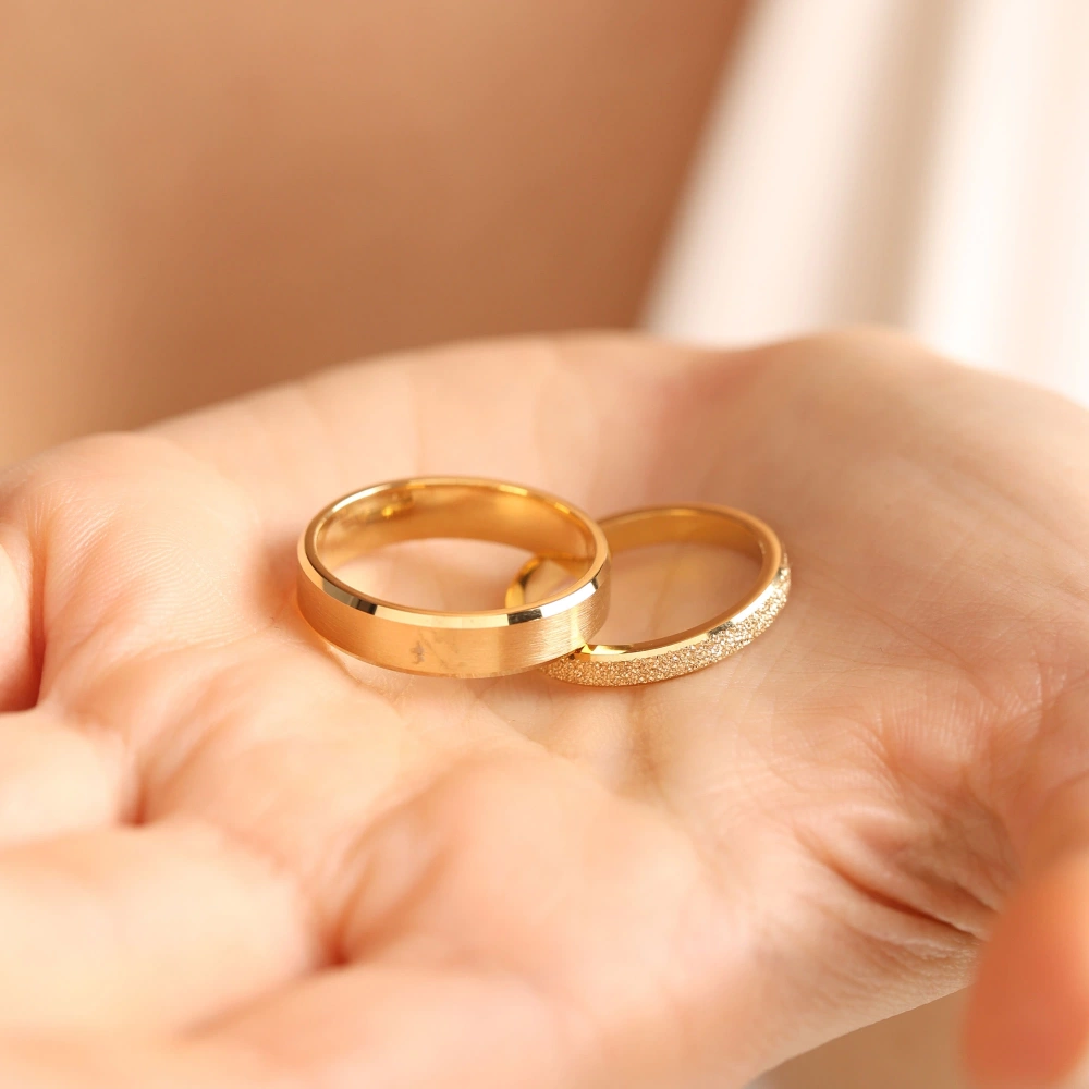 Derin Taşlamalı Köşeli Alyans