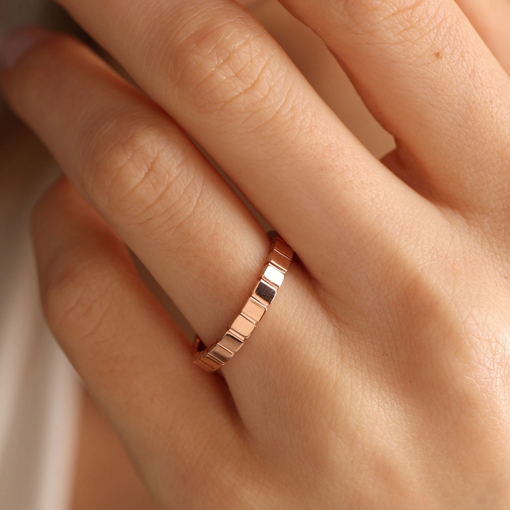 Kare Kesme Desenli Köşeli Alyans