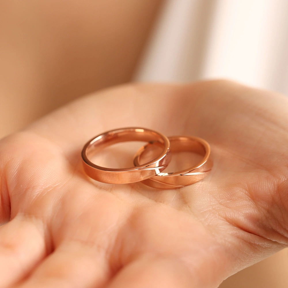 Sade Kesme Model Köşeli Alyans