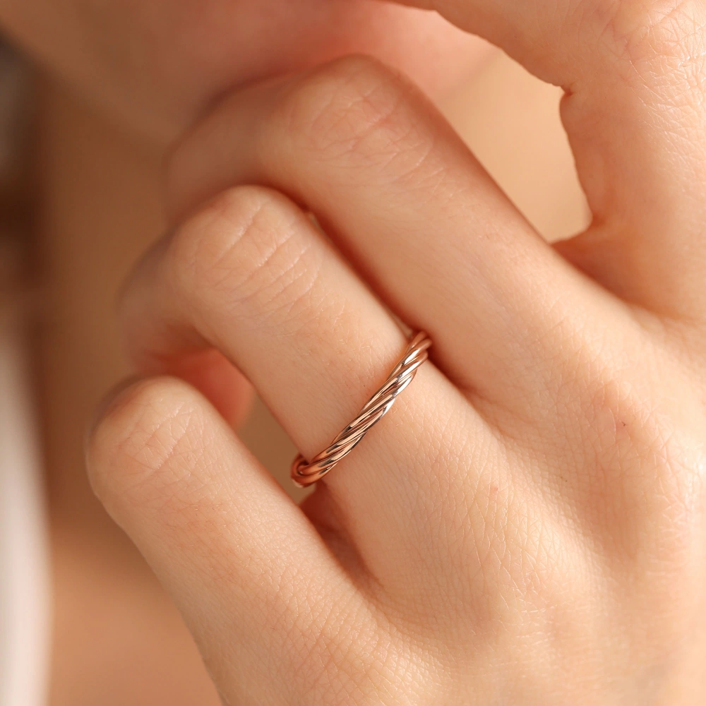 Üçlü Burgu Model Alyans