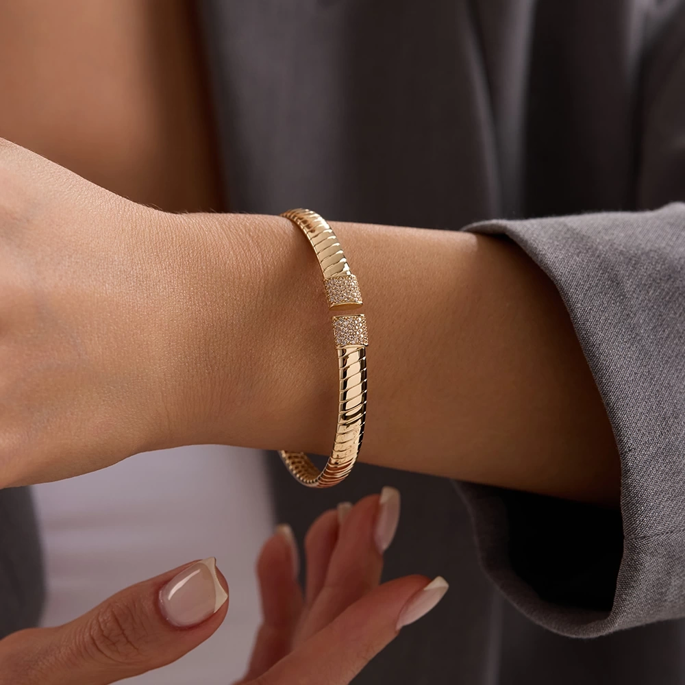 Desenli 14 Ayar Altın Bileklik