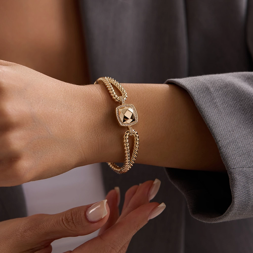 Tokalı 14 Ayar Altın Bileklik