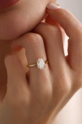 1.50 Ct Oval Laboratuvar Pırlanta Yüzük