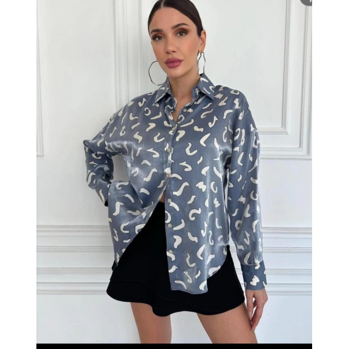 Mavi Desenli Saten Uzunkol Rahat Kalıp Bayan Gömlek