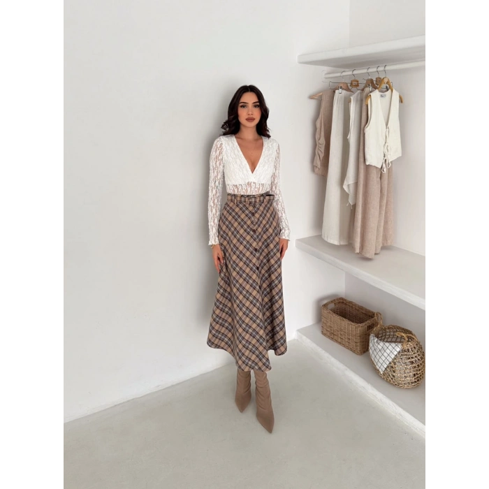 Bej Ekoseli Önü Düğmeli Kemerli Etek