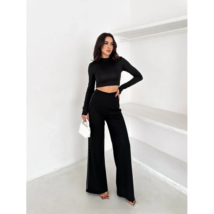Siyah Yandan Taşlı Bol Paça Pantolon