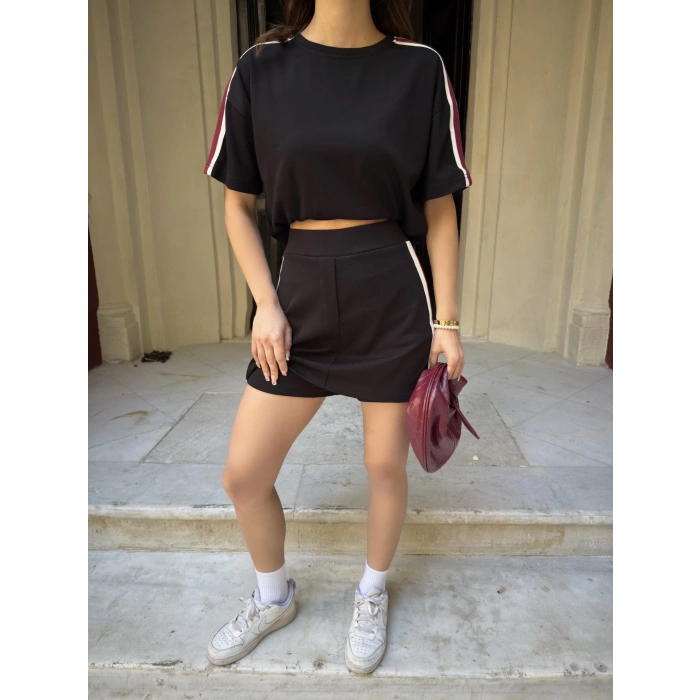Siyah Şeritli Şort Etekli Modal Takım