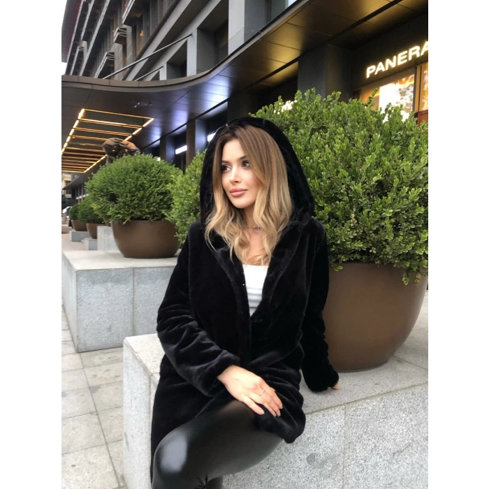 Siyah Kapşonlu İçi Astarlı Rabbit Peluş Kaban