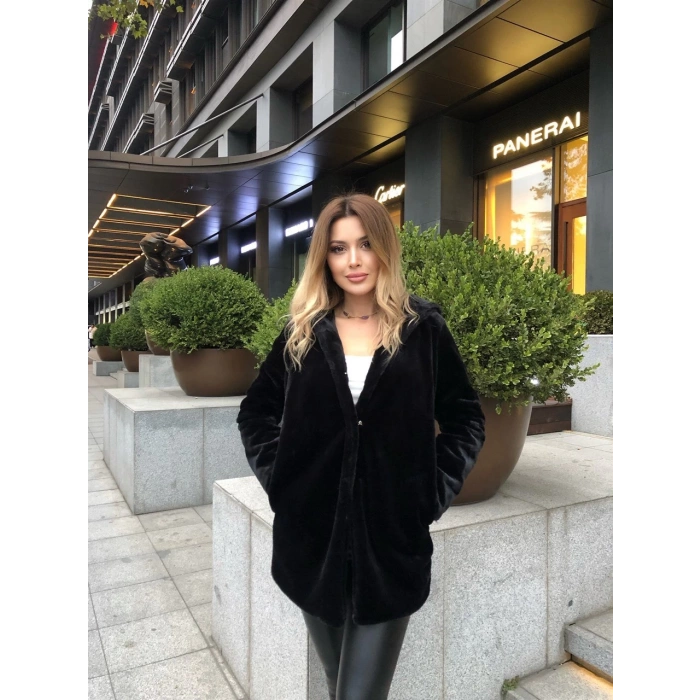 Siyah Kapşonlu İçi Astarlı Rabbit Peluş Kaban
