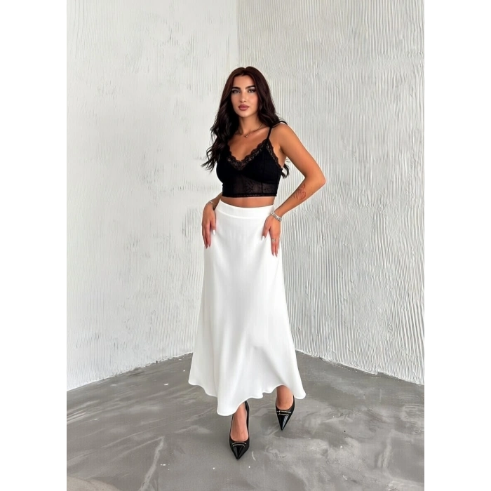 Beyaz Scuba Puf Uzun Etek