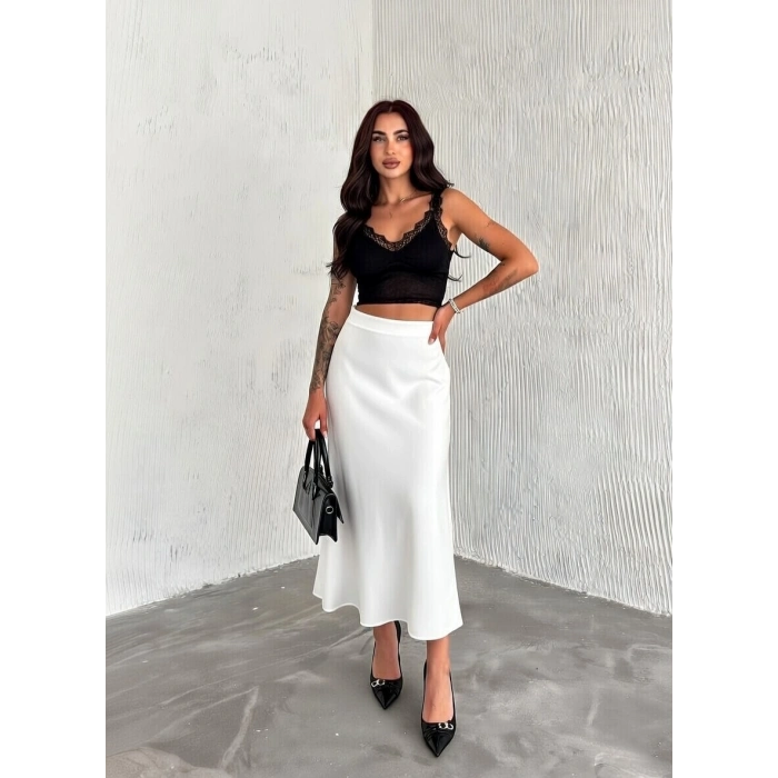 Beyaz Scuba Puf Uzun Etek