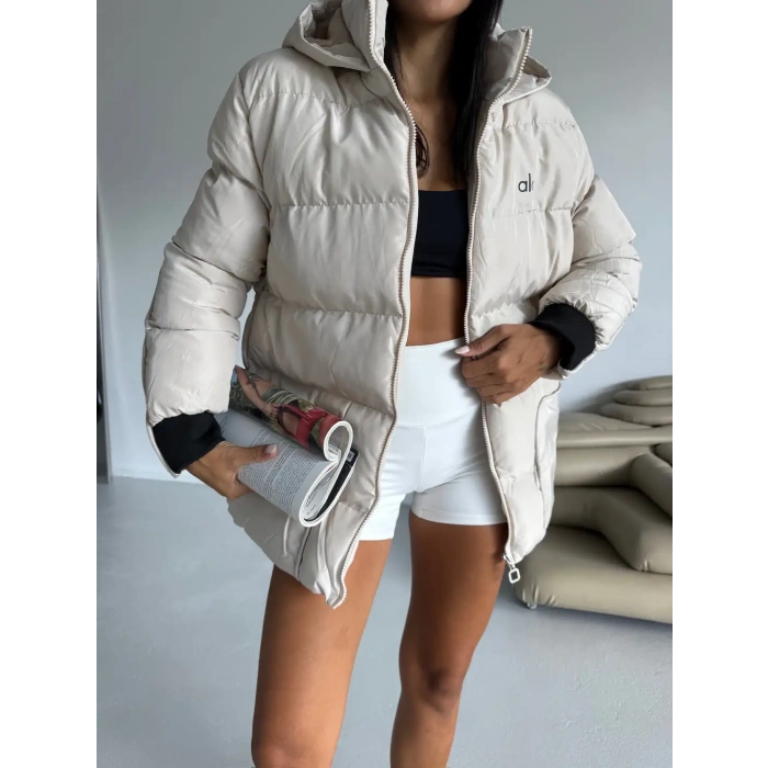 Krem Alo Oversize Kapşonlu Şişme Mont