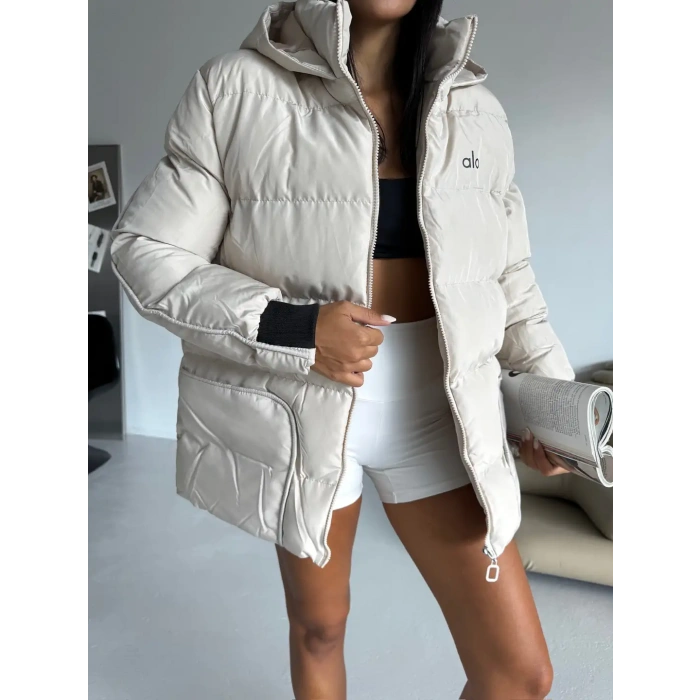 Krem Alo Oversize Kapşonlu Şişme Mont