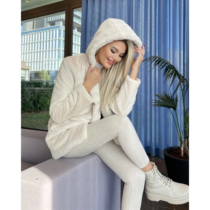 Krem Kapşonlu İçi Astarlı Rabbit Peluş Kaban