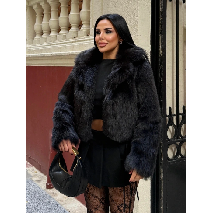 Siyah Ceket Yaka Kısa İthal Kürk