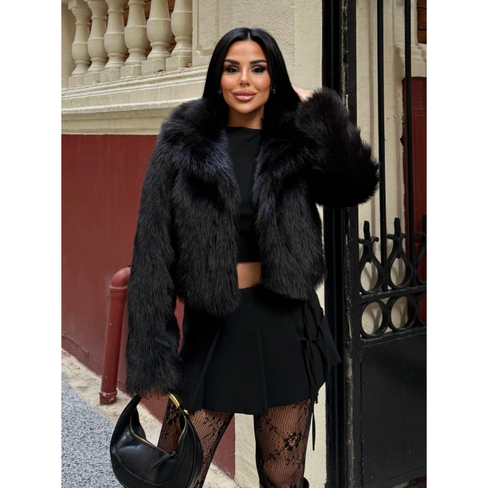 Siyah Ceket Yaka Kısa İthal Kürk