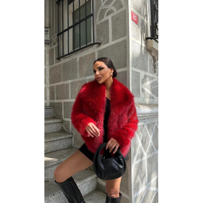 Kırmızı Şal Yaka İçi Astarlı Kürk Kaban