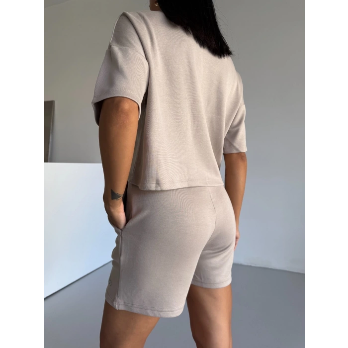 Krem Alo Yoga Modal Crop Şortlu Takım