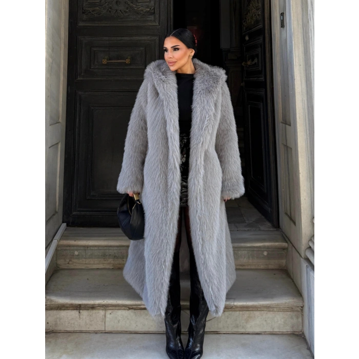 Gri Kapşonlu Uzun İthal Kürk