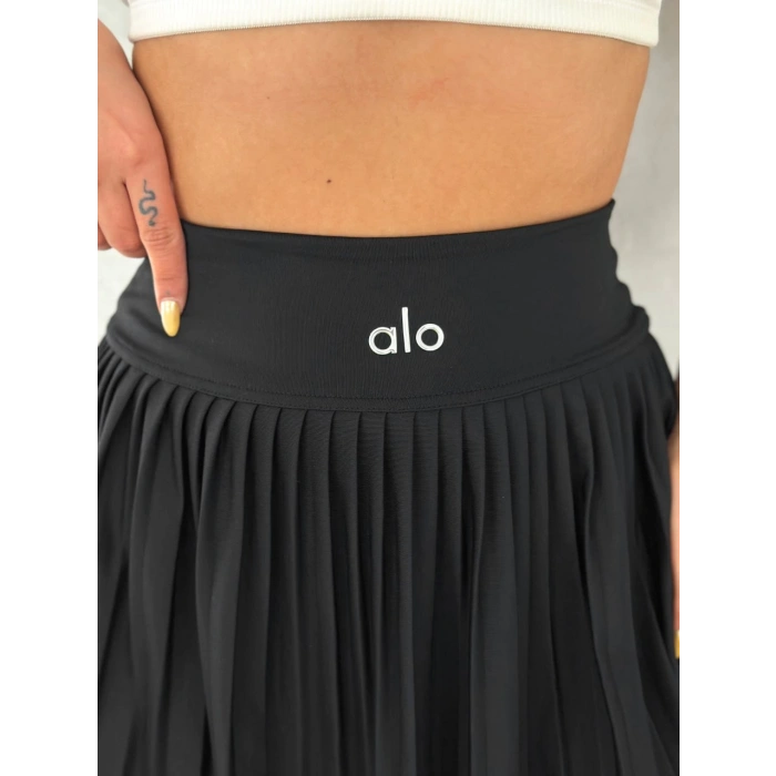 Siyah Piliseli Alo Şortlu Etek