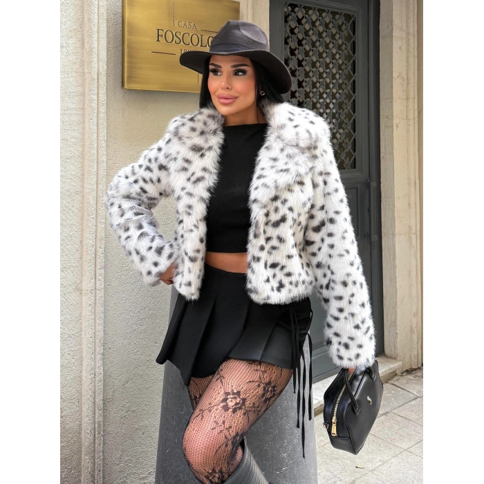 Beyaz Leopar Ceket Yaka Kısa İthal Kürk