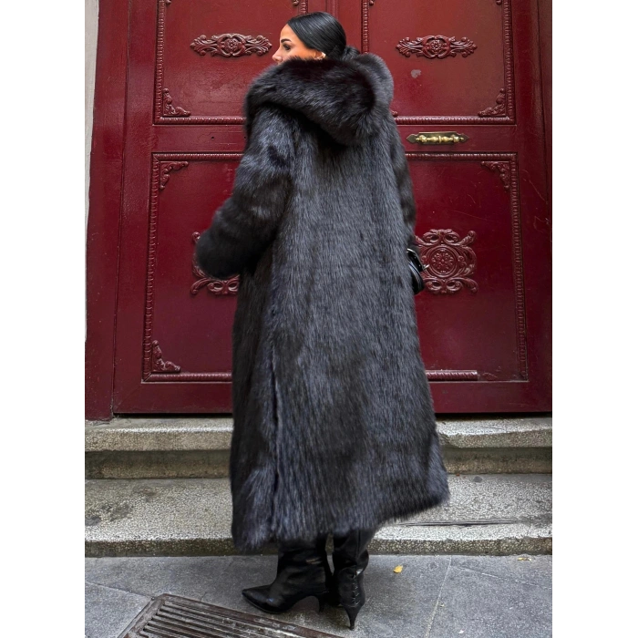 Siyah Kapşonlu Uzun İthal Kürk