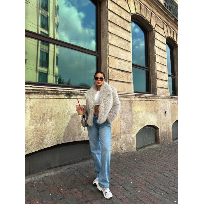 Taş Şal Yaka İçi Astarlı Kürk Kaban