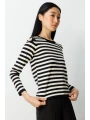 On Fashion Kadın Düğme Detaylı Siyah Çizgili Kazak 65304