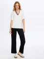 Faik Sönmez Kadın Renkli Triko Yakalı Sloganlı Ekru T-Shirt UW26TSH055