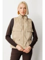 On Fashion Cepli Dik Yaka Kadın Bej Yelek 60998