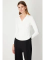 On Fashion Dikişli V Yaka Uzun Kol Bluz 61366