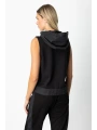 On Fashion Göğüsü Aksesuarlı Kapüşonlu Kadın Siyah Yelek 66913